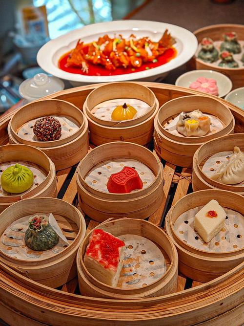 上海特色美食有哪些_中西融合，地道风味等你尝！