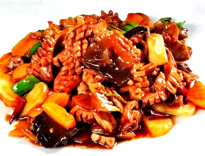 鲁菜特点简短_山东经典菜系，鲜香不腻，老少皆宜！