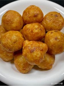 糯米丸子的做法_Q弹软糯糯米丸子，鲜香多汁，自制简单！