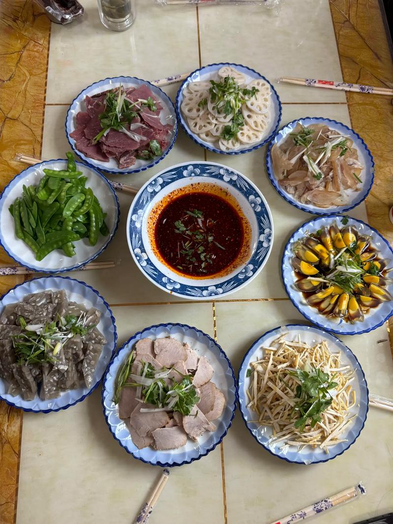 陕西节庆食俗八个凉菜_待客佳肴，喜庆象征