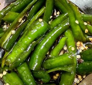 川渝地区为什么爱吃辣椒_驱湿提神，麻辣是灵魂！