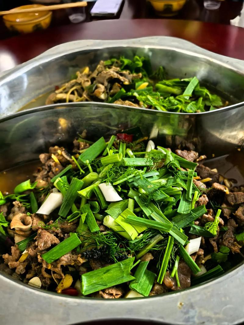 上海哪里有牛瘪火锅_苗族牛瘪火锅，贵州风味体验