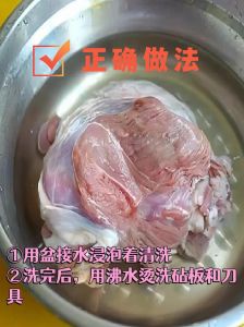 猪肉要焯水吗_猪肉焯水看情况，去腥增鲜很重要