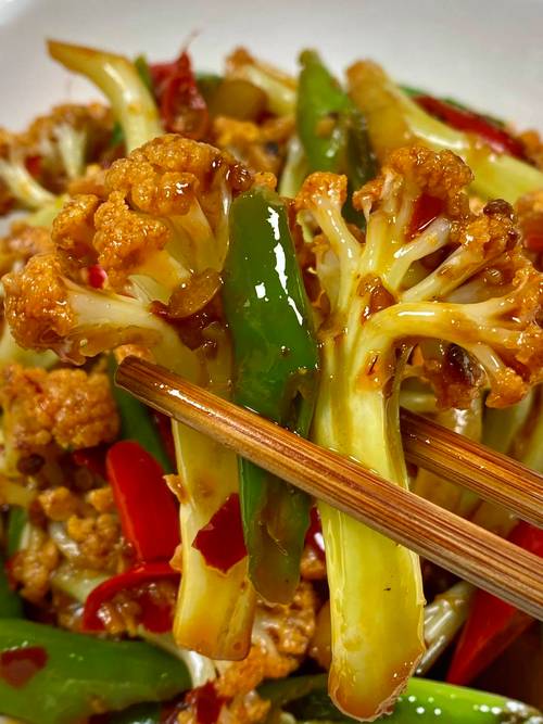 蒜蓉菜花家常做法_蒜蓉菜花翠绿小窍门