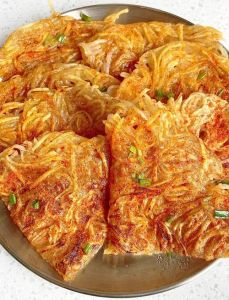 脆皮土豆丝饼的做法_脆嫩土豆饼，外酥里糯做法分享！