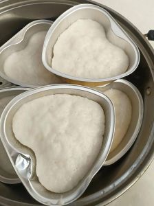 白发糕的家庭的做法_香甜松软传统点心，简单做法享生活乐趣