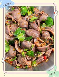 凉拌鸡胗的家常做法窍门_凉拌鸡胗，香辣开胃，做法简单！