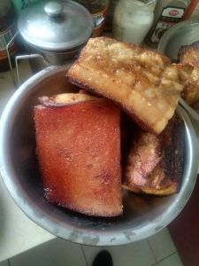 用蜂蜜做扣肉的方法_蜜汁扣肉与护肤面膜