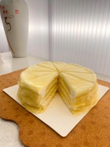 新手榴莲千层的做法_香甜微苦，自制美味！