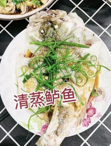 鲈鱼水开了蒸几分钟_蒸鲈鱼多久？看大小调时间，8-12分钟是关键