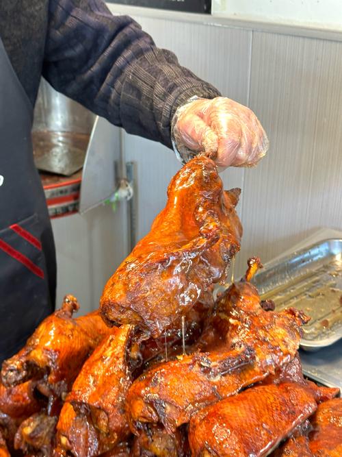 烫鸭子放什么好拔毛_热水烫毛法拔鸭毛