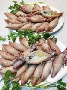 网上卖的鱿鱼仔是真的籽吗_真假鱿鱼仔怎么选？看外观挑饱满！