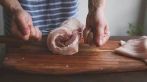 日本叉烧是什么部位_肩肉五花肉，鲜嫩多汁好滋味