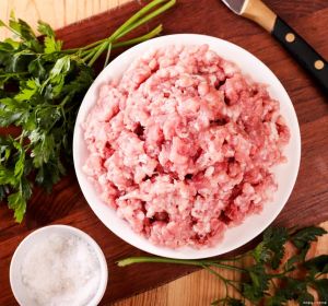 猪肉馅用什么肉_前腿嫩，后腿香，五花肉更佳！