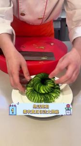 蓑衣黄瓜怎么切_蓑衣黄瓜清爽凉菜，做法简单美味！