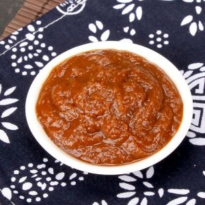 大酱就是豆瓣酱吗_炒炖蘸料各显神通