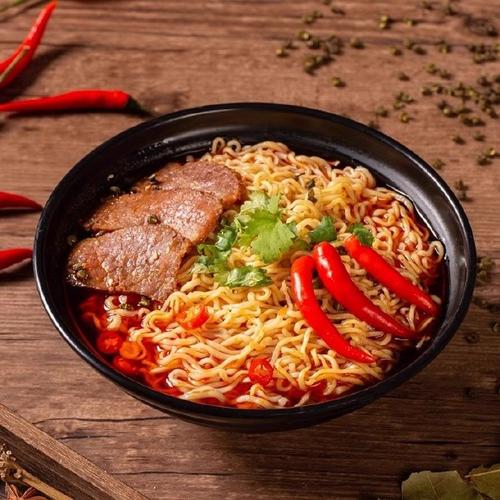白象红烧牛肉面辣吗_多种口味，总有一款适合你！