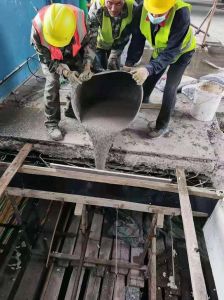 纯水泥凝固后结实吗_水泥加水变硬靠反应，加砂石更耐用