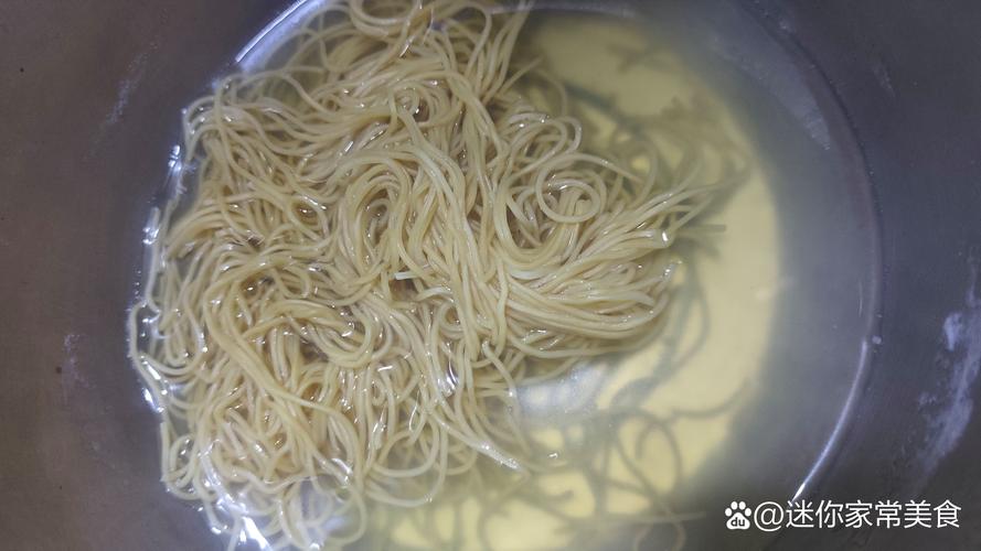 面条熟没熟怎么看_如何判断面条煮熟?3招教你煮出完美口感! 面条熟没熟怎么看_如何判断面条煮熟?3招教你煮出完美口感!