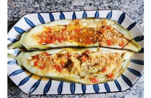 蒸茄子要去皮吗_蒸茄子去皮吗？营养口感看这里！