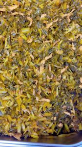 雪菜可以炒些什么菜_雪菜炒肉丝家常菜，鲜香下饭！