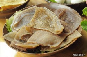 百叶毛肚的位置图_毛肚百叶是啥？口感营养大不同！