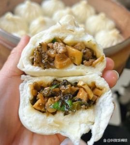 雪菜包子怎么做_暖心雪菜包，咸香勾乡愁