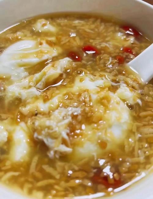 醪糟鸡蛋汤做法_香甜醇厚营养好，做法简单易上手