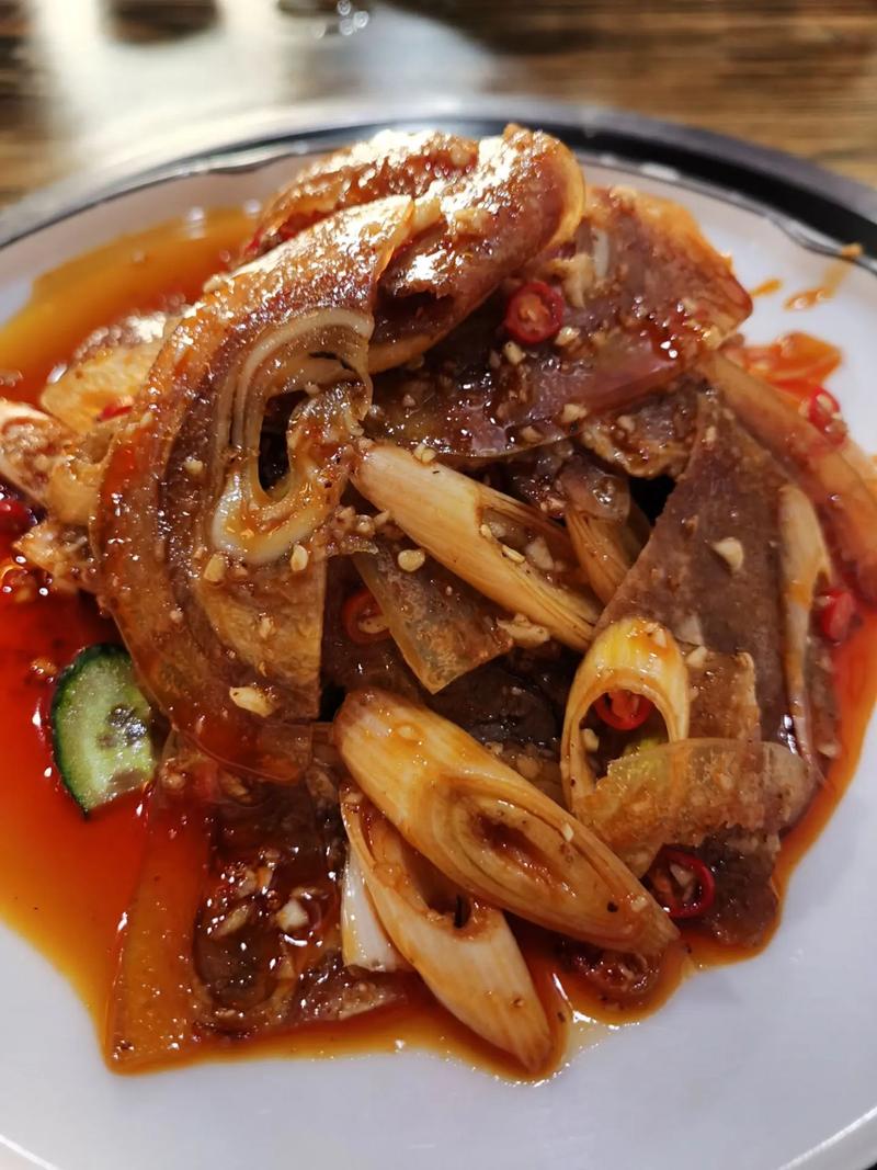 干拌牛头肉的做法大全_烧刮去腥,香料卤煮,拌制美味 干拌牛头肉的做法大全_烧刮去腥,香料卤煮,拌制美味