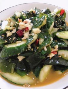 裙带菜凉拌的做法_脆嫩裙带菜，凉拌开胃解腻