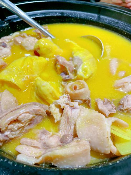 榴莲炖鸡的做法图解_清甜不腻这样做 榴莲炖鸡的做法图解_清甜不腻这样做