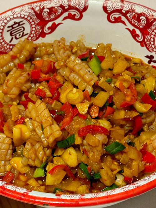 火爆鱿鱼卷的做法_家常鱿鱼卷,下酒夜宵好选择 火爆鱿鱼卷的做法_家常鱿鱼卷,下酒夜宵好选择