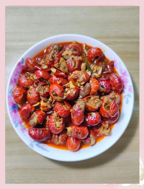 炒龙虾尾的做法麻辣_麻辣龙虾尾,啤酒收汁鲜香可口 炒龙虾尾的做法麻辣_麻辣龙虾尾,啤酒收汁鲜香可口