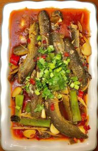 红烧泥鳅最正宗做法_四川红烧泥鳅，鲜香去腥，麻辣过瘾！