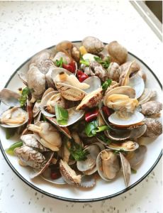 青岛辣炒蛤蜊做法_青岛辣炒蛤蜊，鲜香下酒绝配！