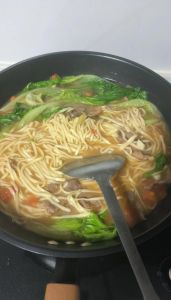 羊汤面的做法家常做法_炒香底料煮羊汤，面香肉鲜味绝！