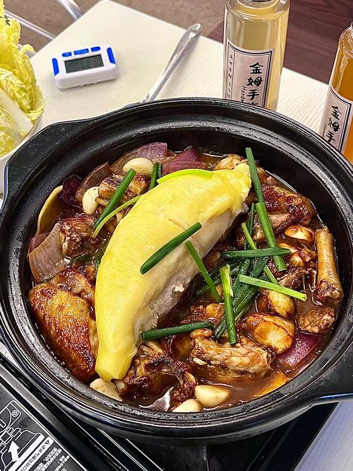 榴莲炖鸡的做法图解_清甜不腻这样做 榴莲炖鸡的做法图解_清甜不腻这样做