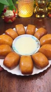 黄金小馒头做法_金黄酥脆外皮，柔软暄松内里，做法简单，风味绝佳！