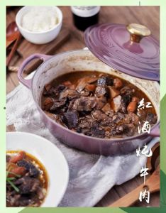 红酒炖牛肉做法_红酒炖牛腩，香浓入味，超简单！