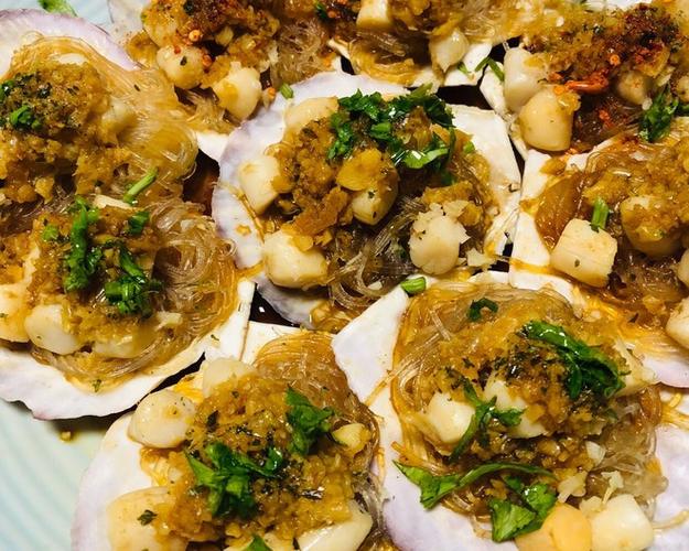 粉丝扇贝制作全过程_蒜蓉粉丝蒸扇贝,家常美味简单做! 粉丝扇贝制作全过程_蒜蓉粉丝蒸扇贝,家常美味简单做!