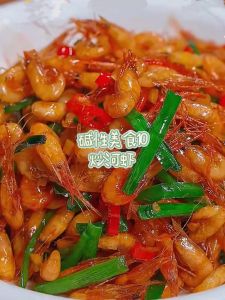 河虾的做法大全_河虾白灼油焖蒜蓉蒸椒盐做法多