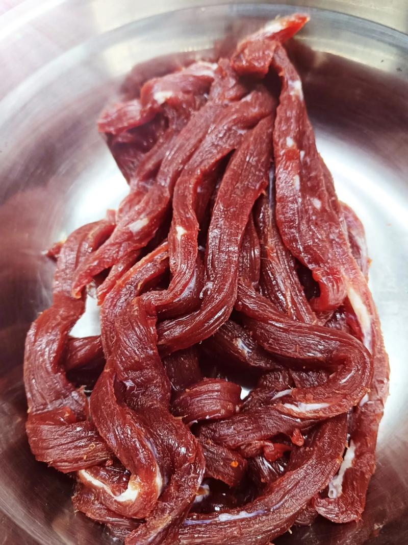 手工制作猪肉干方法_低温慢烘猪肉干,口感佳,做法详解 手工制作猪肉干方法_低温慢烘猪肉干,口感佳,做法详解