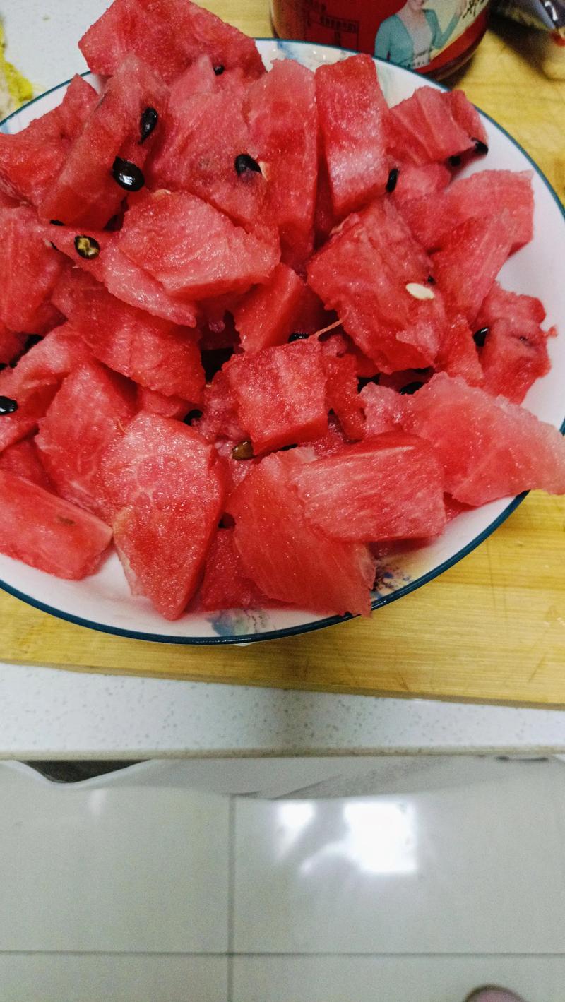 西瓜酱豆炒鸡蛋的家常做法_酱豆炒鸡蛋，东北乡愁记忆味