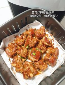 烤排骨的做法 烤箱_家常烤排骨，外焦里嫩，美味解馋！