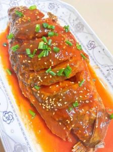 糖醋酥鱼的家常做法_糖醋酥鱼外酥里嫩做法