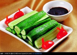 芥末乳瓜的蘸汁怎么弄_酸辣香咸平衡，海鲜乳瓜都百搭！