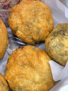 辽宁省特色美食_葱烧辽参雪棉豆沙熘肉段等特色菜肴