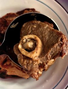 猪骨头高压锅压几分钟_高压锅炖猪骨15-20分钟，看步骤保营养！