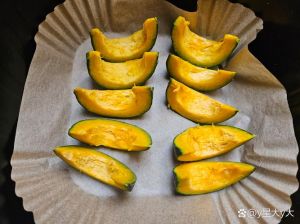 切南瓜后手上的浆怎么洗干净_肥皂洗不掉的南瓜黏渍？试试醋淘米水或牛奶！