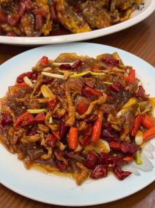 拉皮肉丝做法_东北拉皮肉丝，爽滑鲜香，老少皆宜！